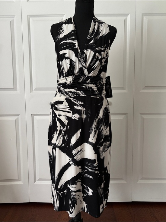 Black Label Dresses & Skirts - Black Label Black and White Halter Midi Dress
